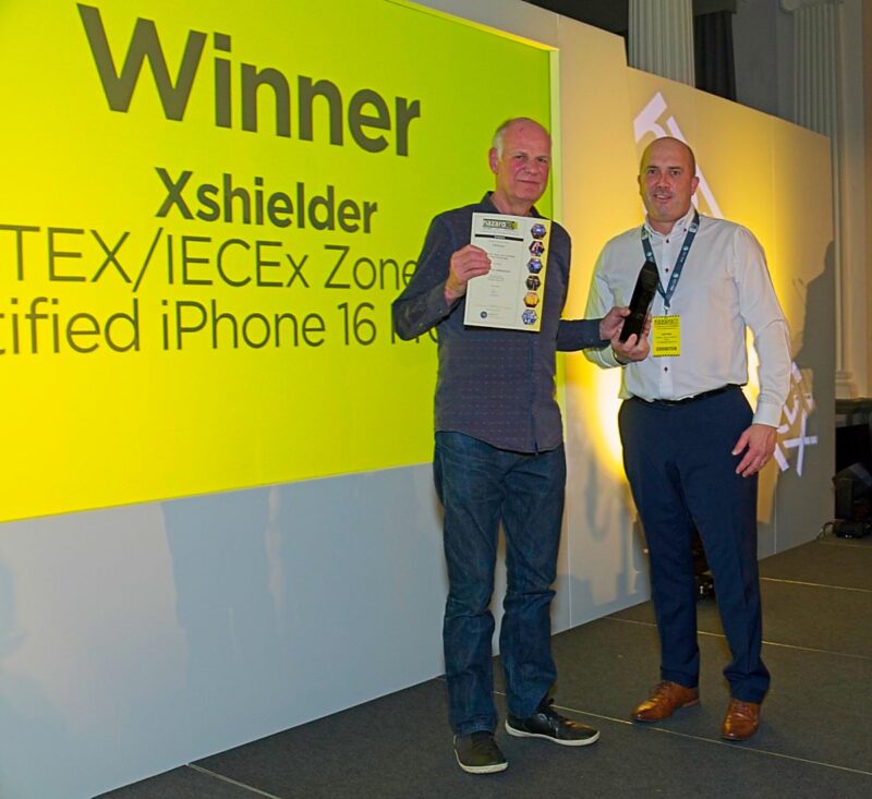 Image: Mark Dale-Lace, Mobexx on behalf of Xshielder (left) and Brad Wood, C&P Engineering Services (right)